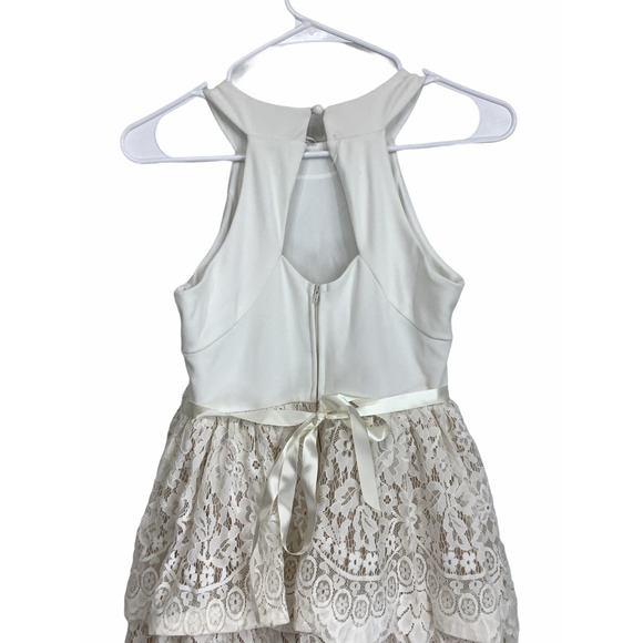 White Pearl Beaded Layered Tiered Lace Dress - Picture 5 of 6